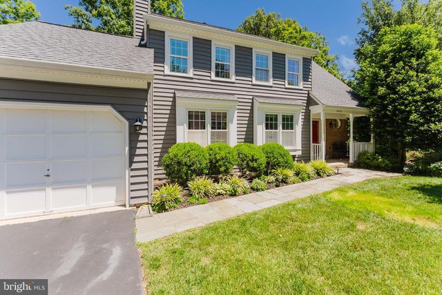 9203 BYRON TER, Burke, VA 22015