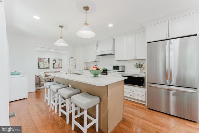 9203 BYRON TER, Burke, VA 22015