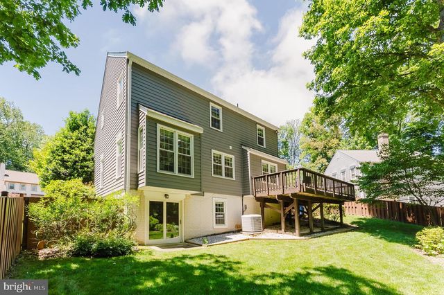 9203 BYRON TER, Burke, VA 22015