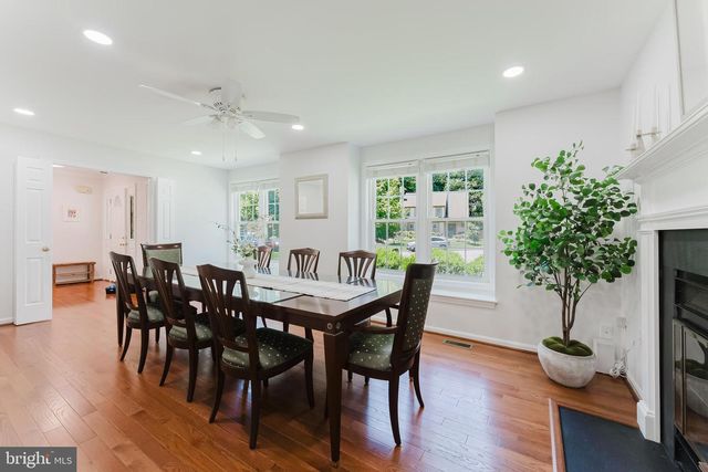 9203 BYRON TER, Burke, VA 22015
