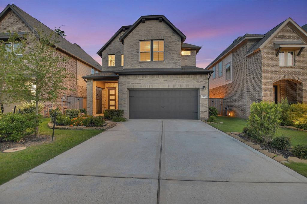 360 Mallorn Lane, Montgomery, TX 77316