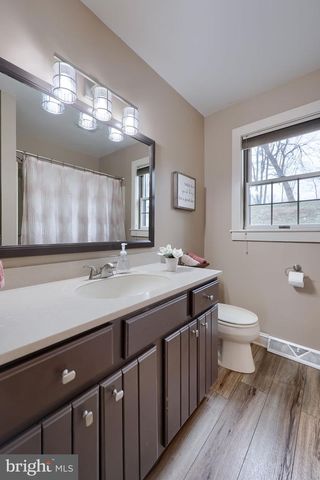 1521 W PENN GRANT RD, Lancaster, PA 17603