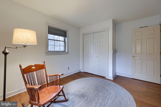 1521 W PENN GRANT RD, Lancaster, PA 17603