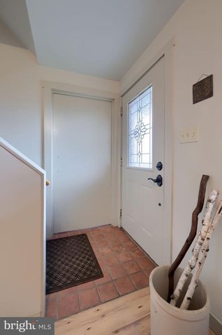 1521 W PENN GRANT RD, Lancaster, PA 17603