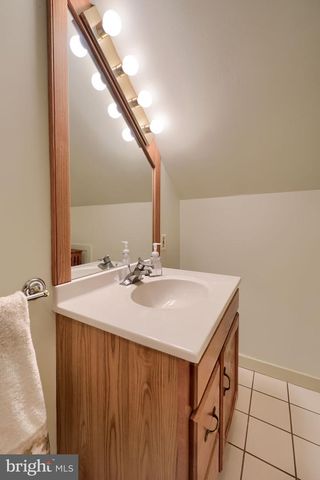 1521 W PENN GRANT RD, Lancaster, PA 17603