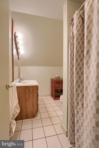 1521 W PENN GRANT RD, Lancaster, PA 17603