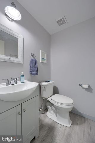 1521 W PENN GRANT RD, Lancaster, PA 17603