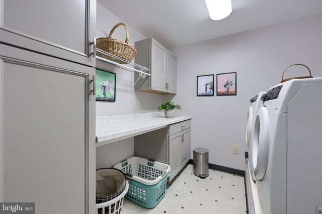 1521 W PENN GRANT RD, Lancaster, PA 17603