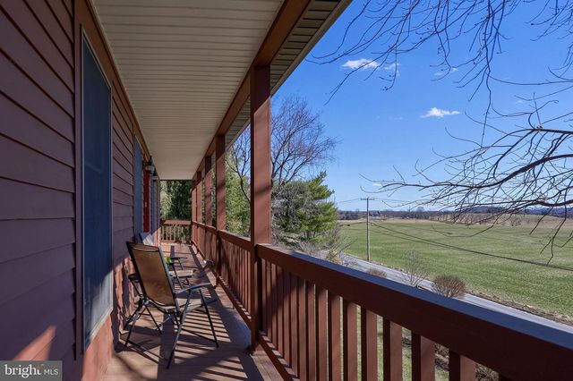 1521 W PENN GRANT RD, Lancaster, PA 17603