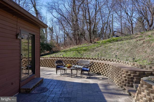 1521 W PENN GRANT RD, Lancaster, PA 17603