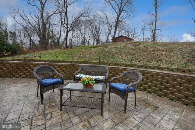 1521 W PENN GRANT RD, Lancaster, PA 17603