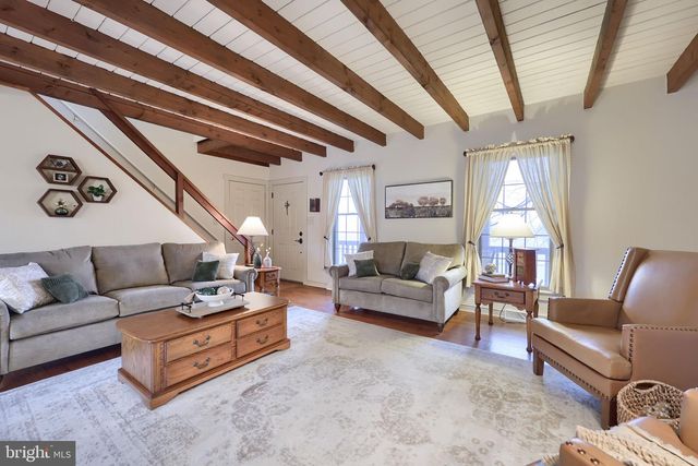 1521 W PENN GRANT RD, Lancaster, PA 17603