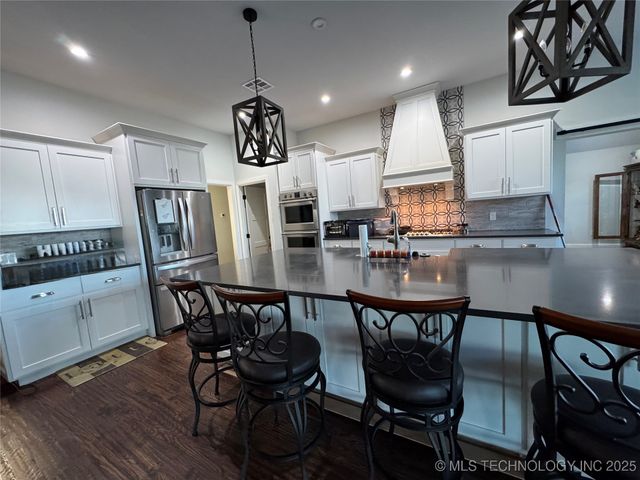 11895 S 4090 Road, Oologah, OK 74053