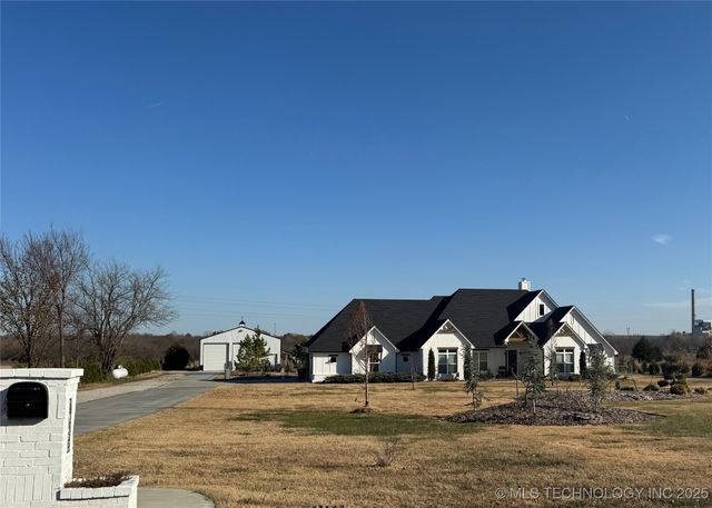 11895 S 4090 Road, Oologah, OK 74053