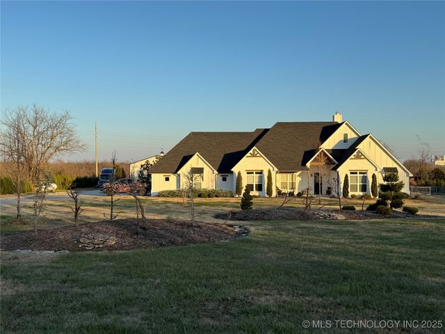 11895 S 4090 Road, Oologah, OK 74053