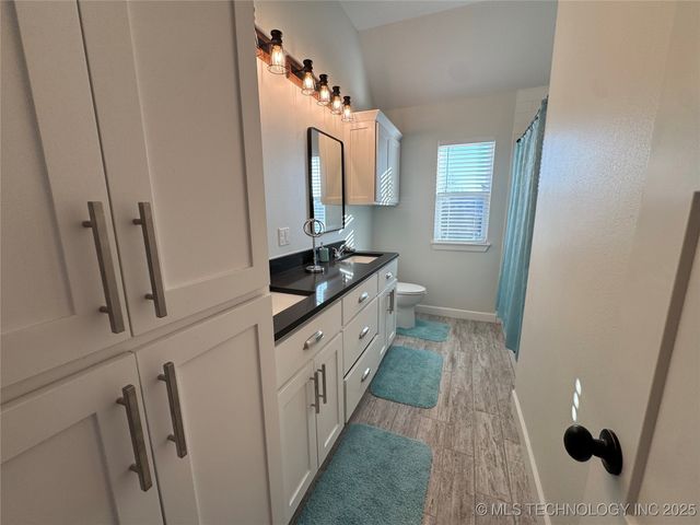 11895 S 4090 Road, Oologah, OK 74053