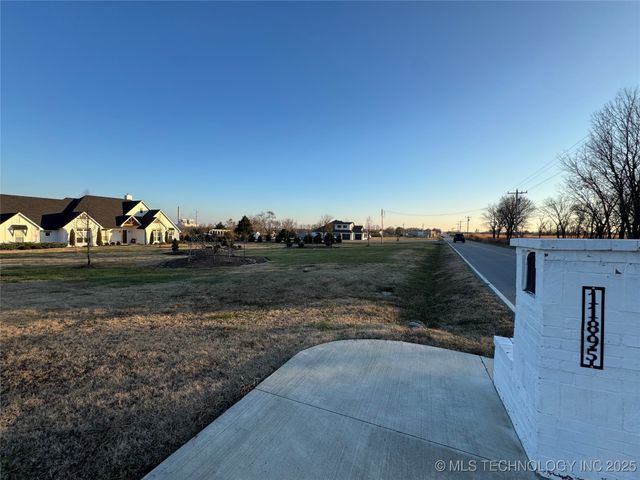 11895 S 4090 Road, Oologah, OK 74053