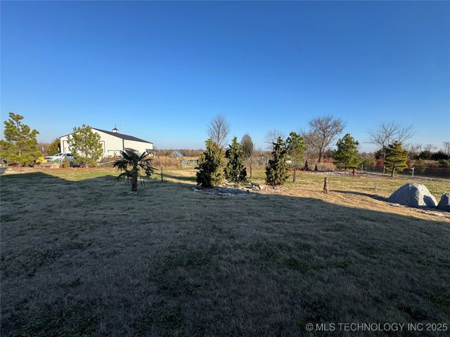 11895 S 4090 Road, Oologah, OK 74053