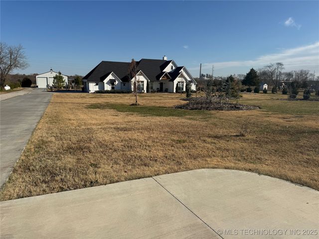 11895 S 4090 Road, Oologah, OK 74053