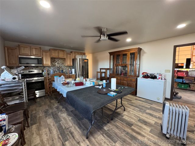 11895 S 4090 Road, Oologah, OK 74053