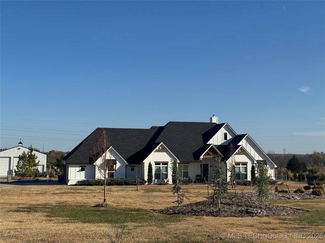 11895 S 4090 Road, Oologah, OK 74053