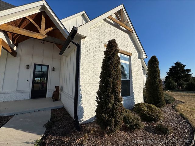 11895 S 4090 Road, Oologah, OK 74053