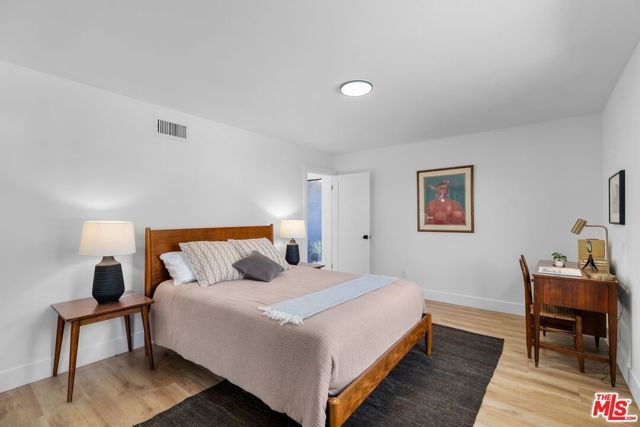 923 Larker Avenue, Los Angeles, CA 90042