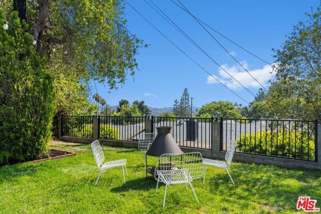 923 Larker Avenue, Los Angeles, CA 90042