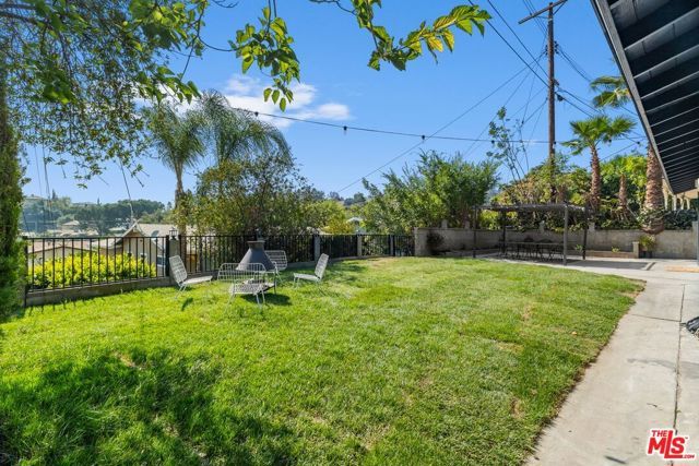 923 Larker Avenue, Los Angeles, CA 90042