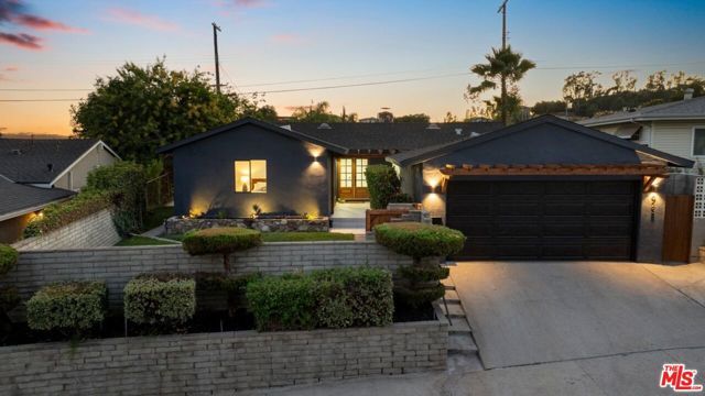 923 Larker Avenue, Los Angeles, CA 90042
