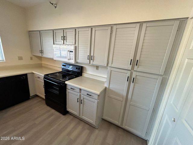154 W 5TH Street 150, Tempe, AZ 85281