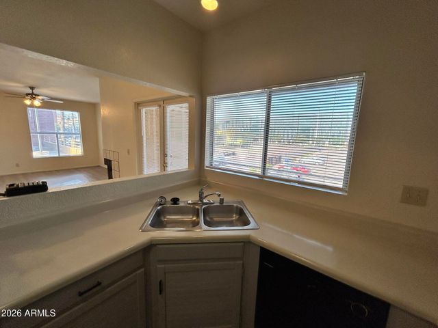 154 W 5TH Street 150, Tempe, AZ 85281