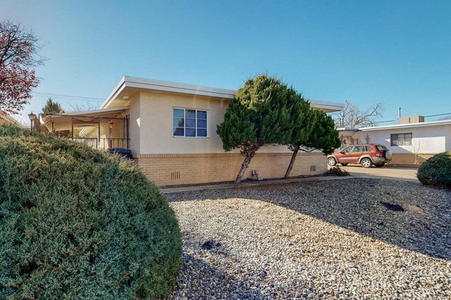 4512-4514 Zuni Road SE, Albuquerque, NM 87108