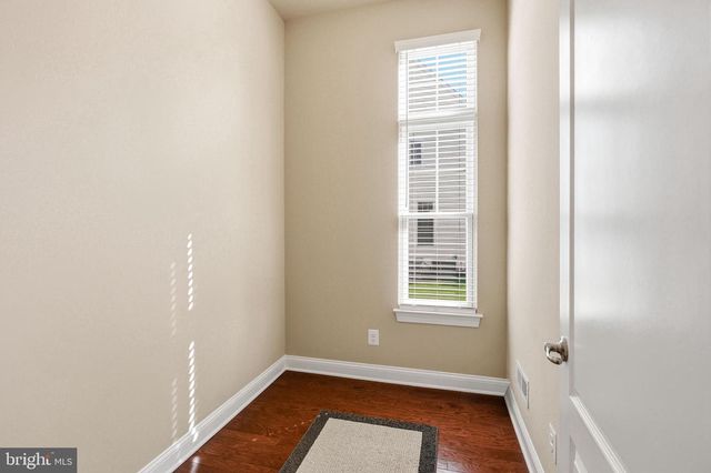 7 TRANSOM CT, Mount Laurel, NJ 08054