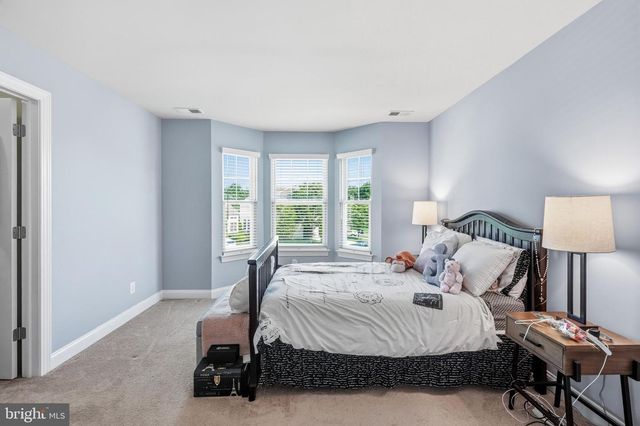 7 TRANSOM CT, Mount Laurel, NJ 08054