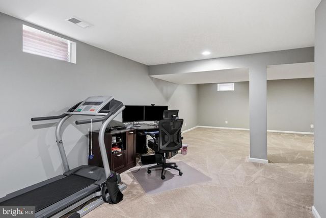 7 TRANSOM CT, Mount Laurel, NJ 08054