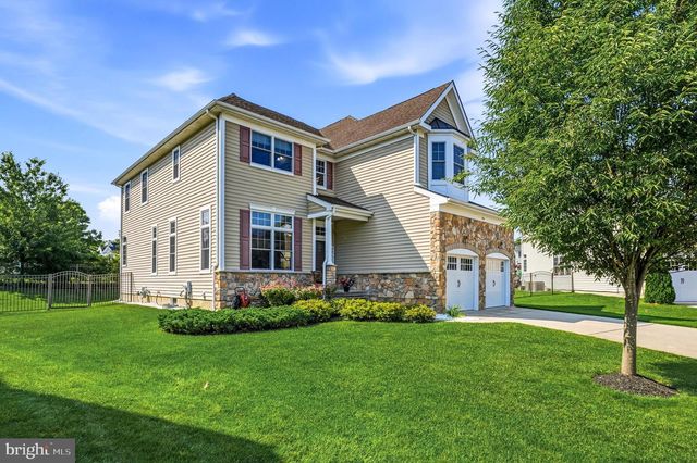 7 TRANSOM CT, Mount Laurel, NJ 08054