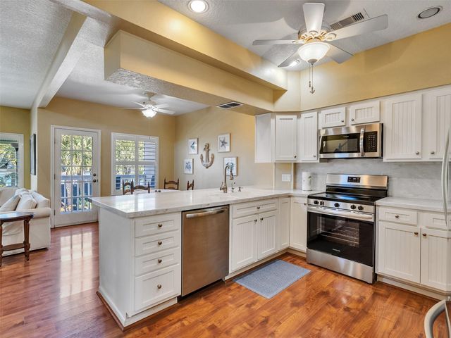 16627 Bayfront Drive, Jamaica Beach, TX 77554