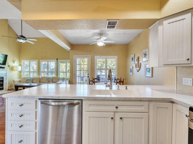 16627 Bayfront Drive, Jamaica Beach, TX 77554