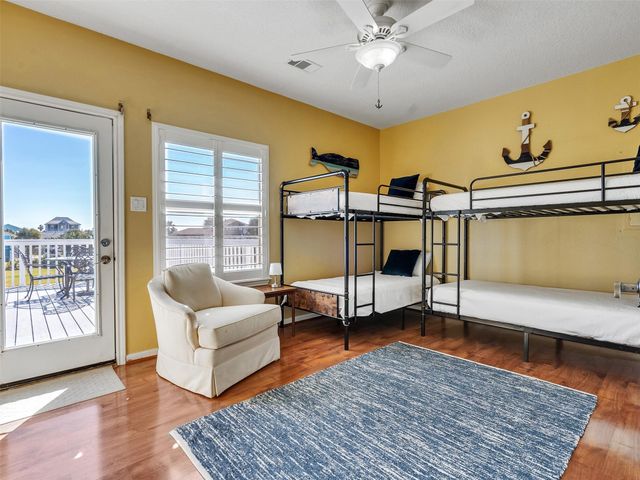 16627 Bayfront Drive, Jamaica Beach, TX 77554