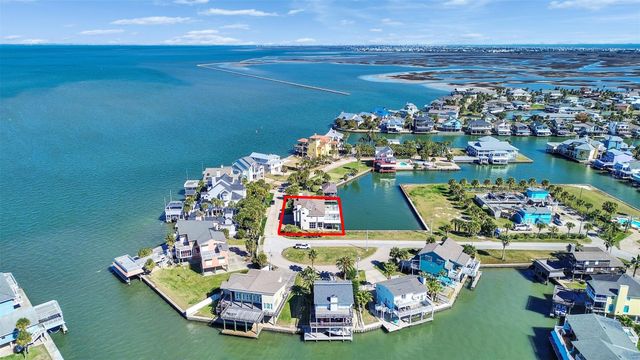 16627 Bayfront Drive, Jamaica Beach, TX 77554