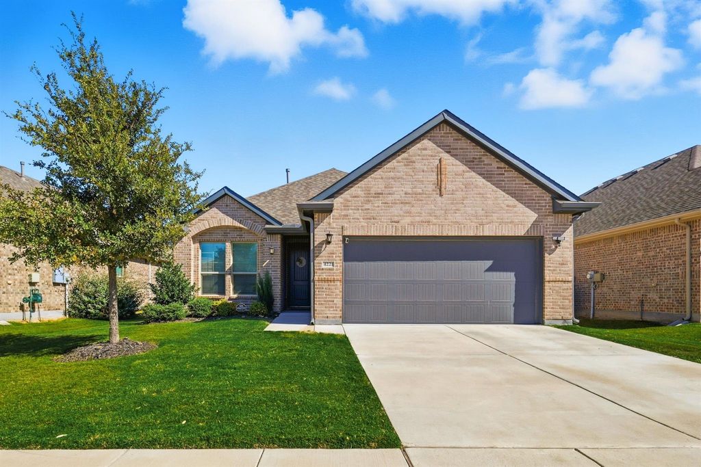 4221 Mistflower Way, Northlake, TX 76226