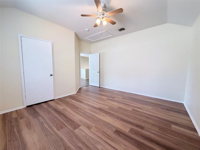 1910 Pin Oak Lane, Dallas, TX 75253