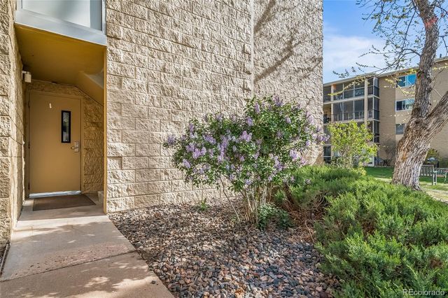 3022 S Wheeling Way 112, Aurora, CO 80014