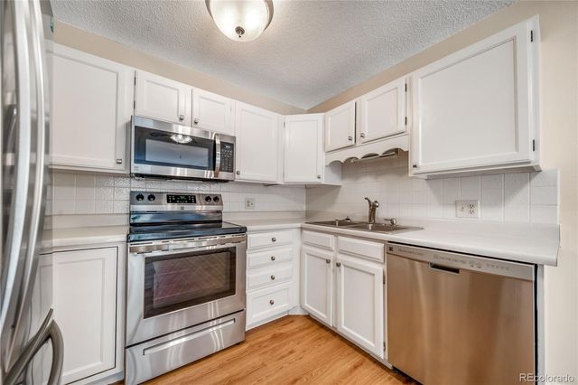 3022 S Wheeling Way 112, Aurora, CO 80014