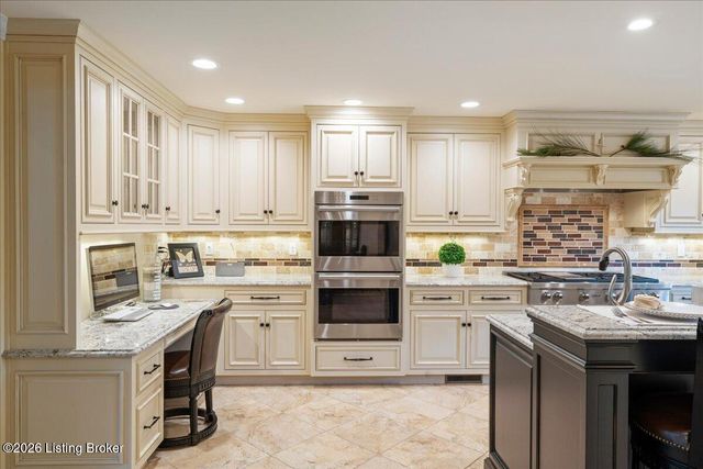 2 Stone Creek Park, Owensboro, KY 42303