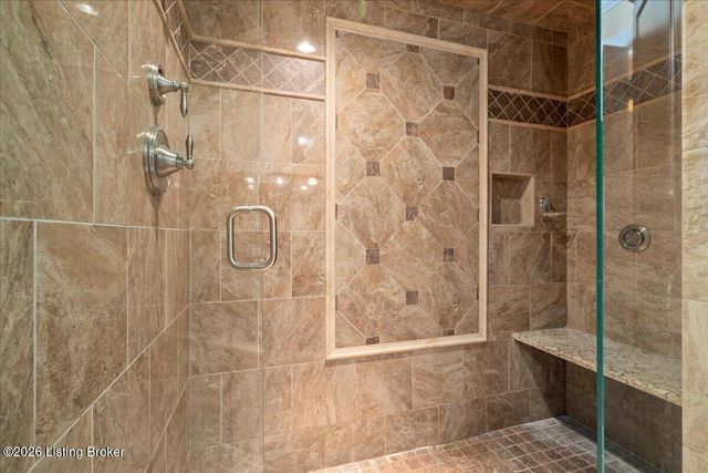 2 Stone Creek Park, Owensboro, KY 42303