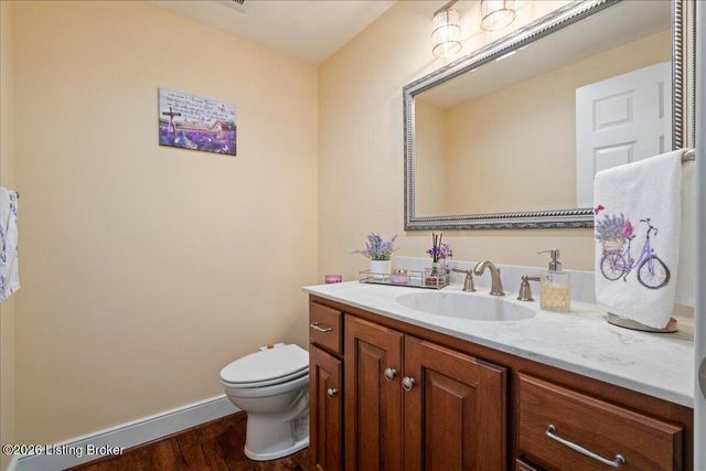 2 Stone Creek Park, Owensboro, KY 42303
