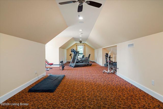 2 Stone Creek Park, Owensboro, KY 42303