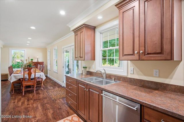 2 Stone Creek Park, Owensboro, KY 42303